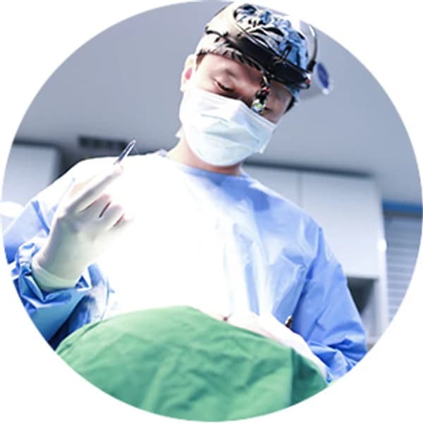 Operating in the surgical suite